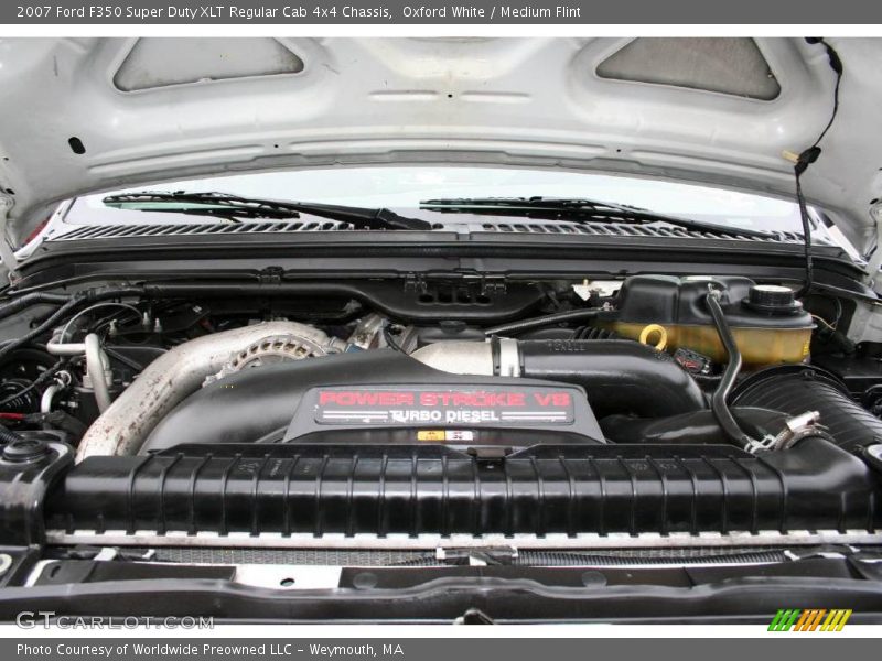 Oxford White / Medium Flint 2007 Ford F350 Super Duty XLT Regular Cab 4x4 Chassis