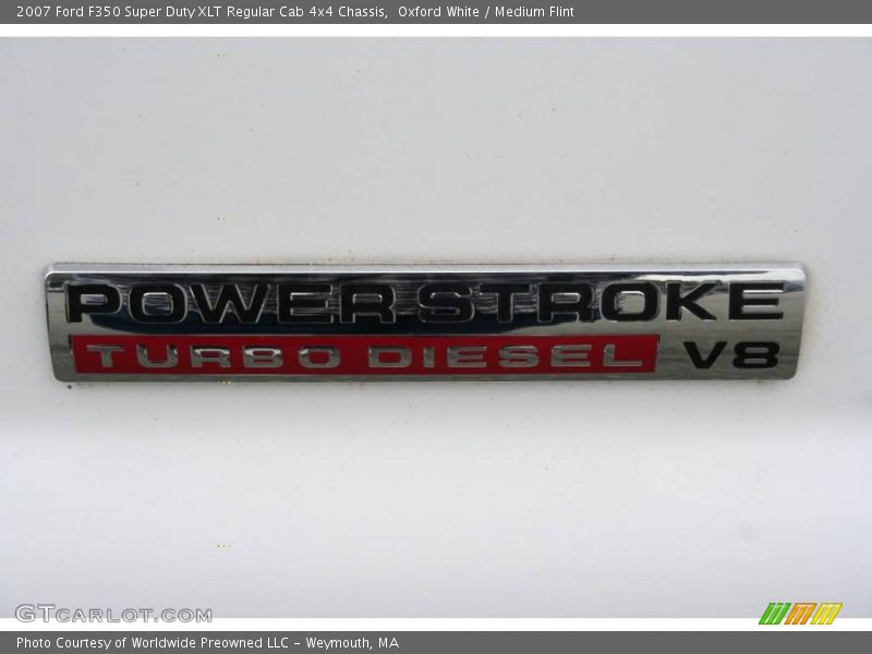 Oxford White / Medium Flint 2007 Ford F350 Super Duty XLT Regular Cab 4x4 Chassis