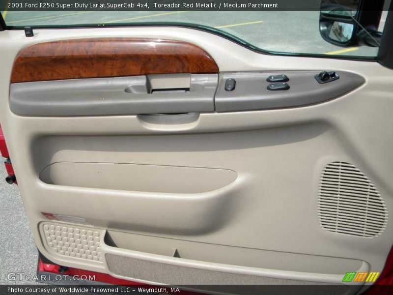 Door Panel of 2001 F250 Super Duty Lariat SuperCab 4x4