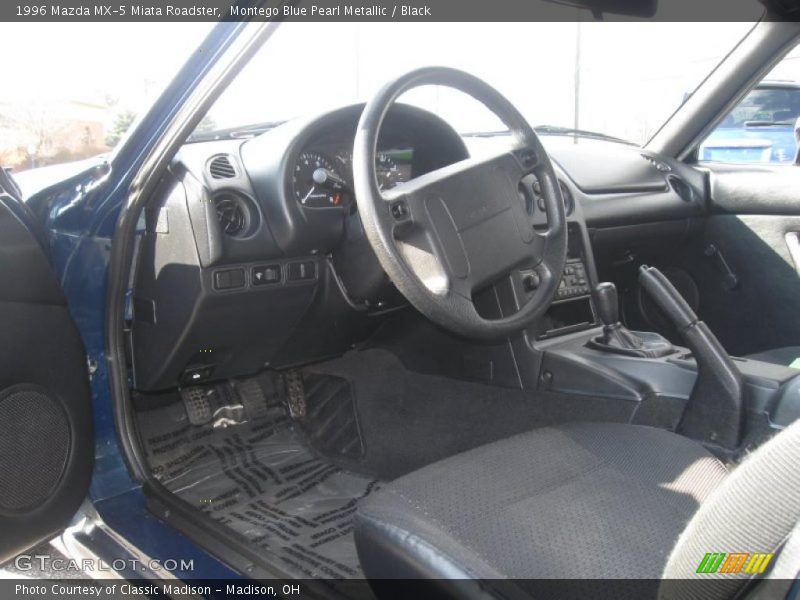 Montego Blue Pearl Metallic / Black 1996 Mazda MX-5 Miata Roadster