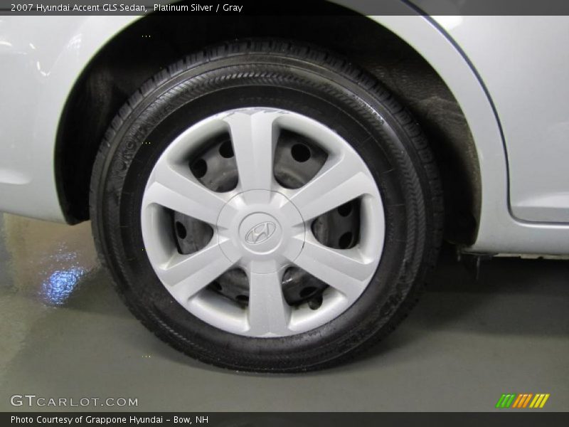 Platinum Silver / Gray 2007 Hyundai Accent GLS Sedan