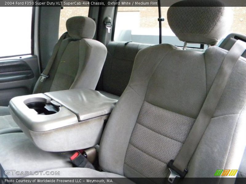 Oxford White / Medium Flint 2004 Ford F350 Super Duty XLT SuperCab 4x4 Chassis