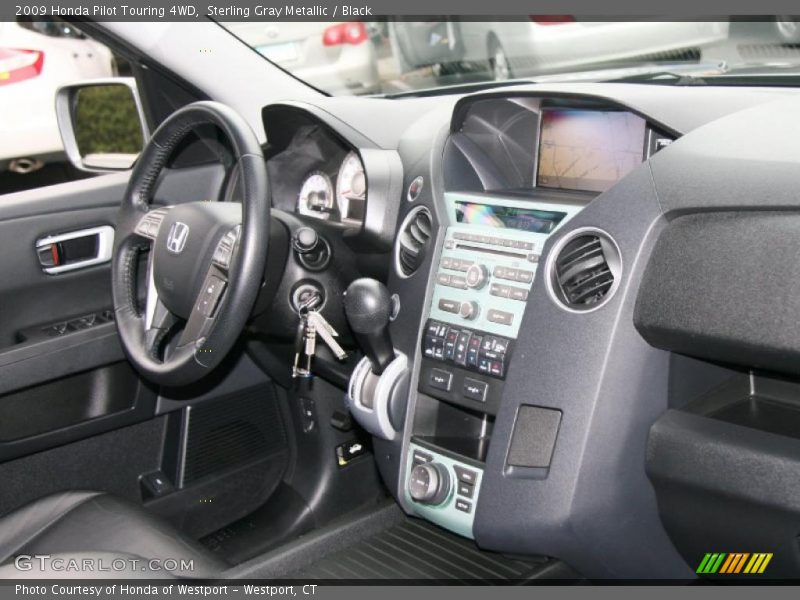 Sterling Gray Metallic / Black 2009 Honda Pilot Touring 4WD