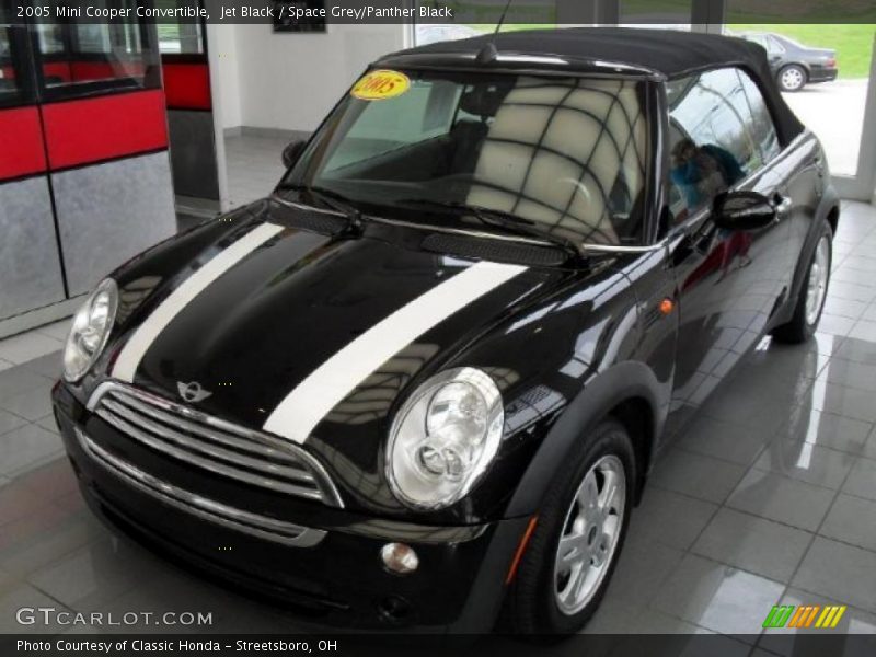 Jet Black / Space Grey/Panther Black 2005 Mini Cooper Convertible