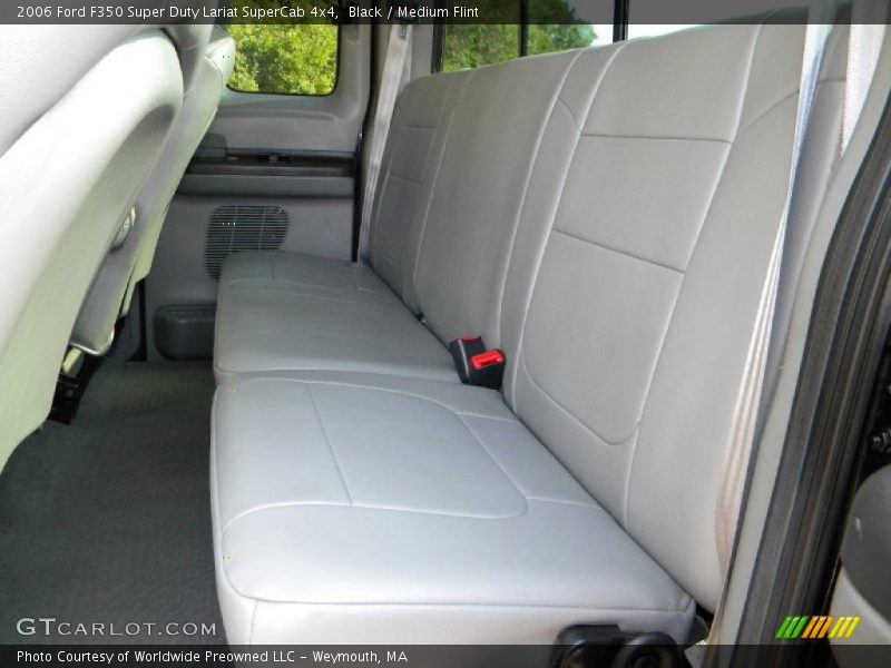  2006 F350 Super Duty Lariat SuperCab 4x4 Medium Flint Interior