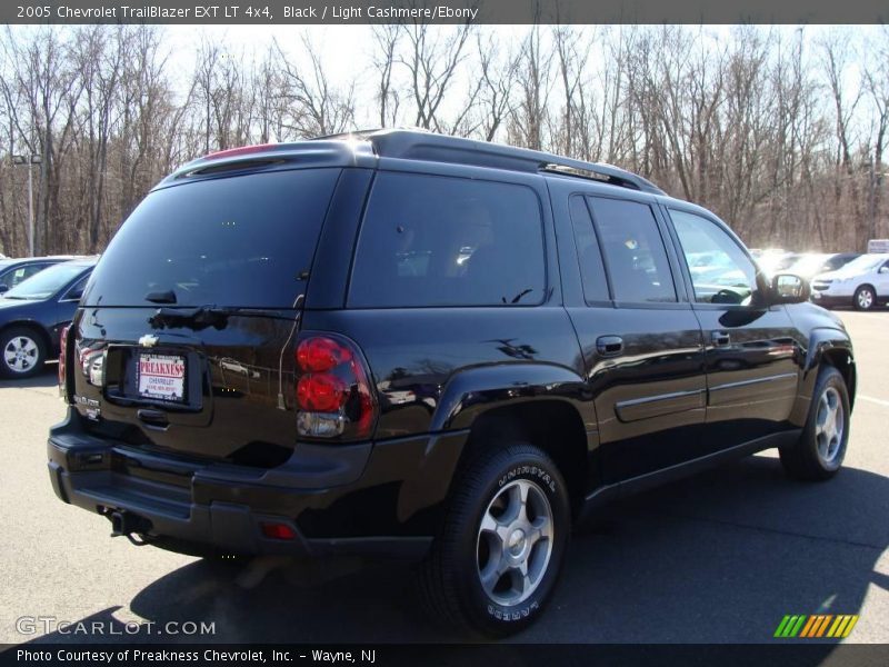 Black / Light Cashmere/Ebony 2005 Chevrolet TrailBlazer EXT LT 4x4