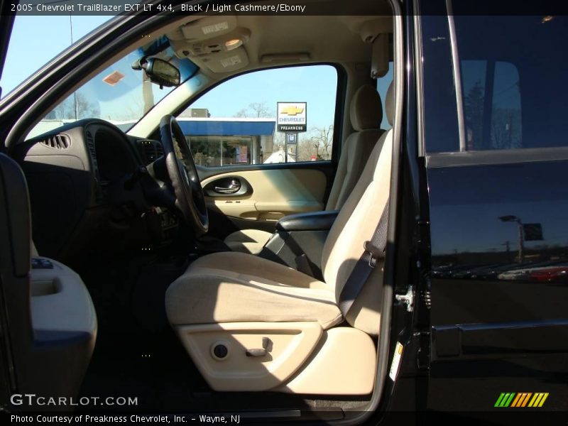 Black / Light Cashmere/Ebony 2005 Chevrolet TrailBlazer EXT LT 4x4