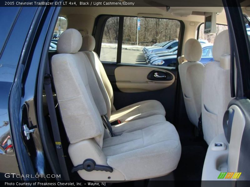Black / Light Cashmere/Ebony 2005 Chevrolet TrailBlazer EXT LT 4x4