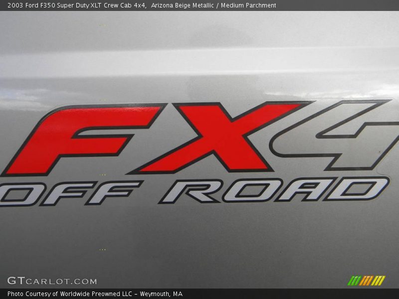  2003 F350 Super Duty XLT Crew Cab 4x4 Logo