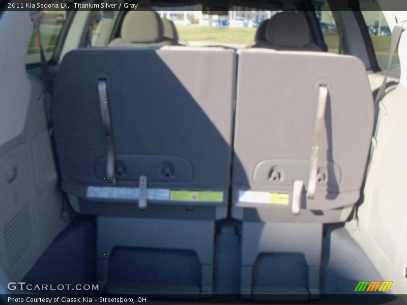 Titanium Silver / Gray 2011 Kia Sedona LX