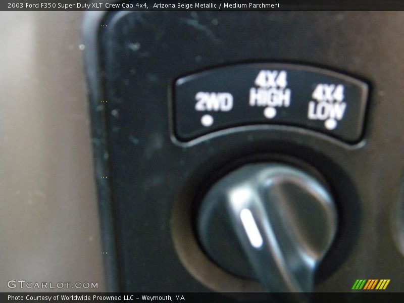 Arizona Beige Metallic / Medium Parchment 2003 Ford F350 Super Duty XLT Crew Cab 4x4