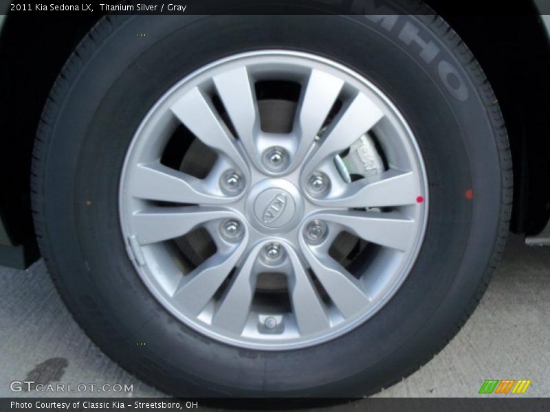  2011 Sedona LX Wheel