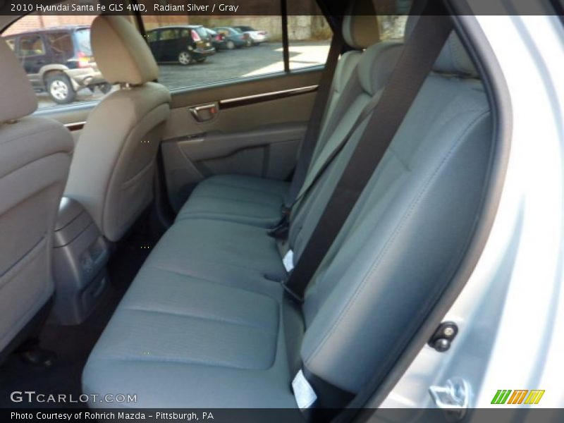 Radiant Silver / Gray 2010 Hyundai Santa Fe GLS 4WD
