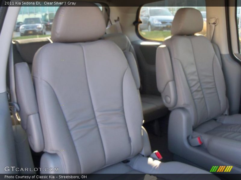 Clear Silver / Gray 2011 Kia Sedona EX