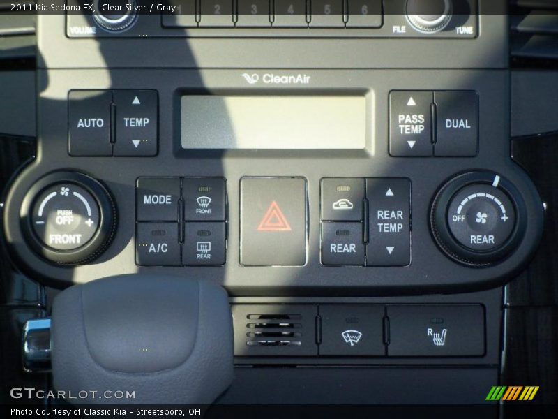 Clear Silver / Gray 2011 Kia Sedona EX