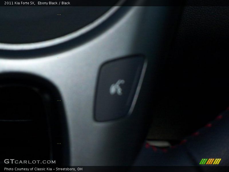 Ebony Black / Black 2011 Kia Forte SX