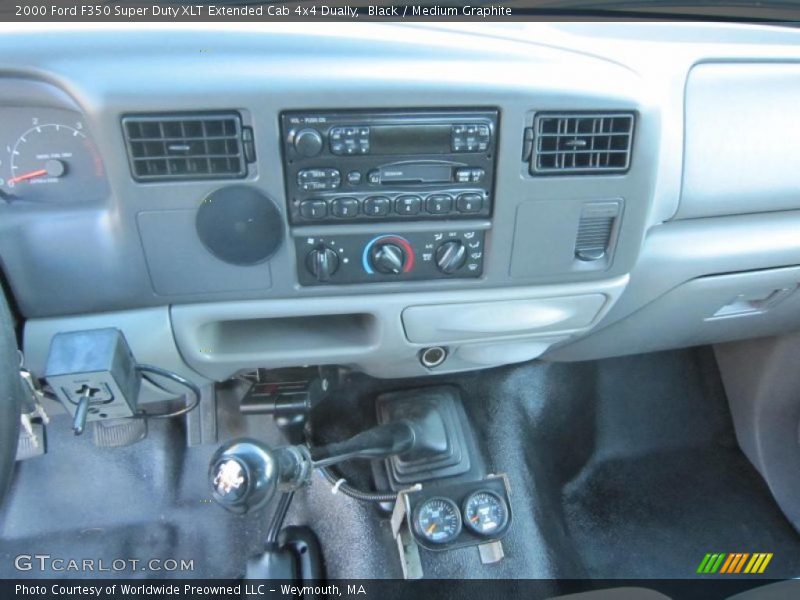 Black / Medium Graphite 2000 Ford F350 Super Duty XLT Extended Cab 4x4 Dually