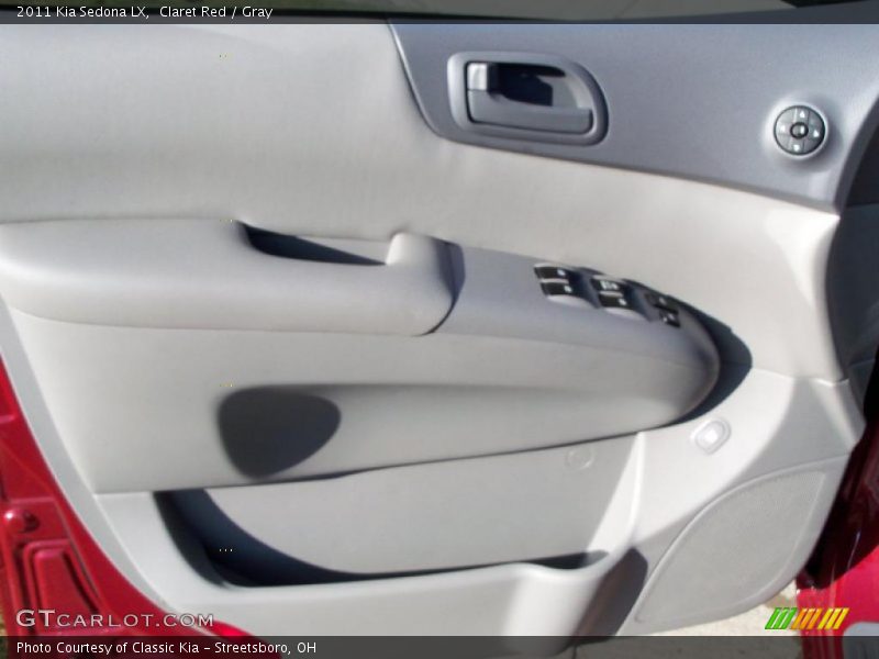 Door Panel of 2011 Sedona LX
