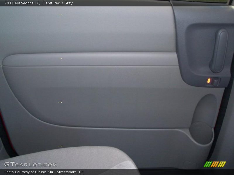 Claret Red / Gray 2011 Kia Sedona LX