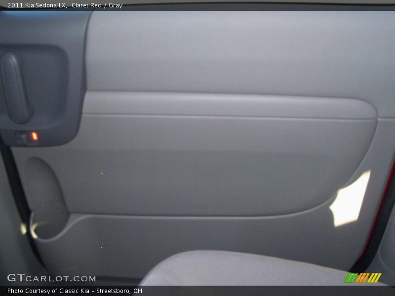 Claret Red / Gray 2011 Kia Sedona LX