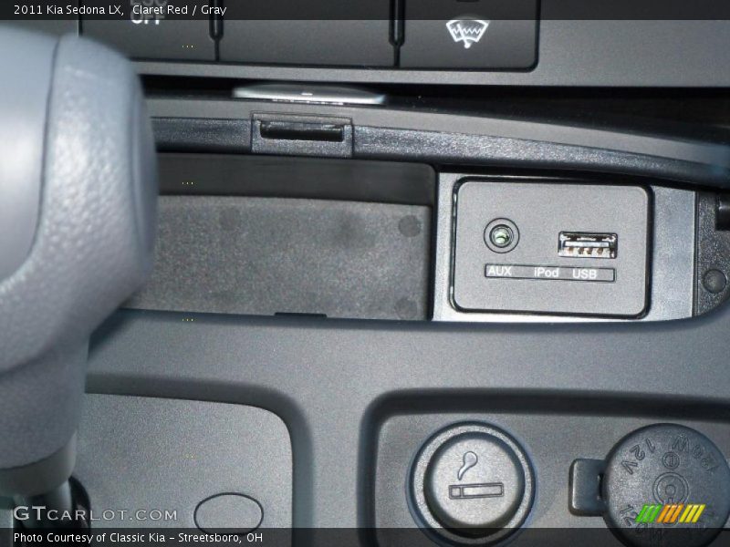 Claret Red / Gray 2011 Kia Sedona LX