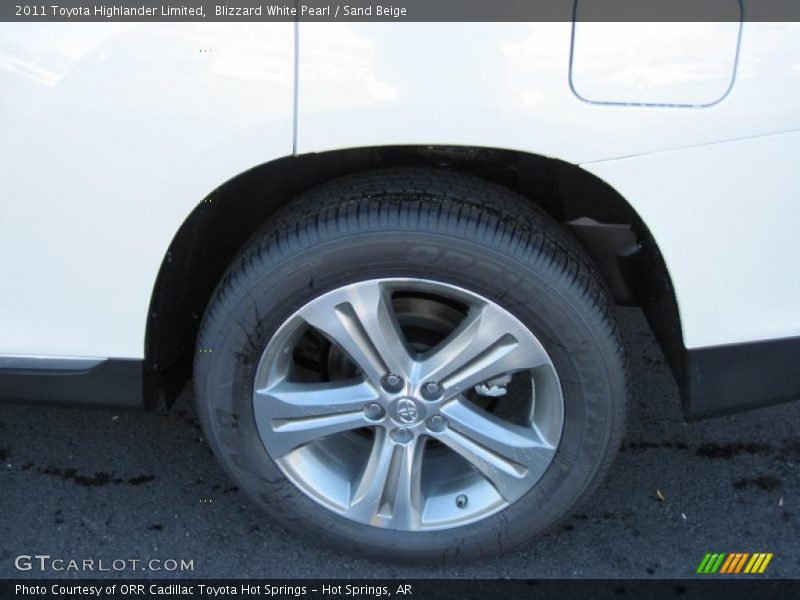 Blizzard White Pearl / Sand Beige 2011 Toyota Highlander Limited