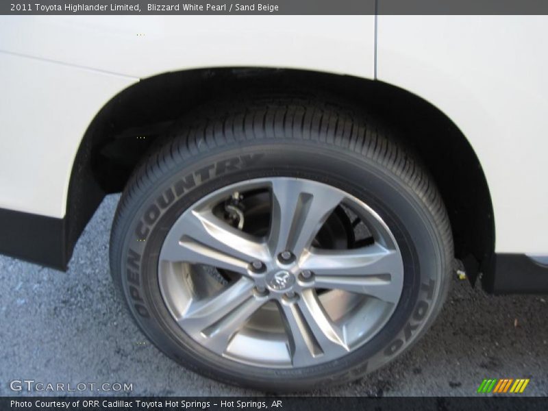 Blizzard White Pearl / Sand Beige 2011 Toyota Highlander Limited