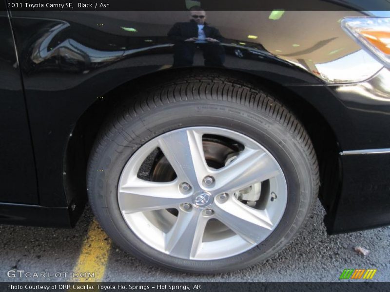 Black / Ash 2011 Toyota Camry SE