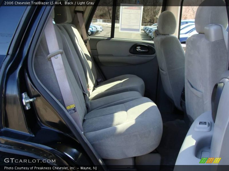 Black / Light Gray 2006 Chevrolet TrailBlazer LS 4x4