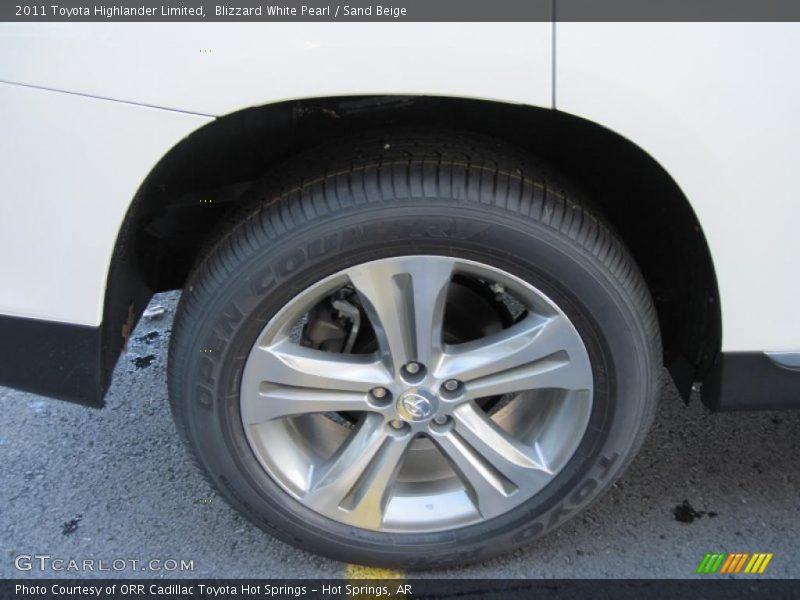 Blizzard White Pearl / Sand Beige 2011 Toyota Highlander Limited