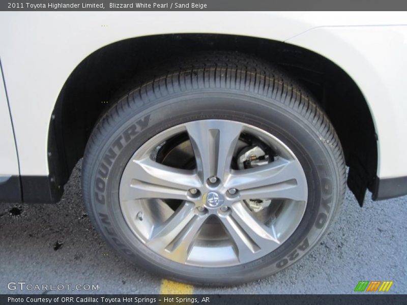 Blizzard White Pearl / Sand Beige 2011 Toyota Highlander Limited