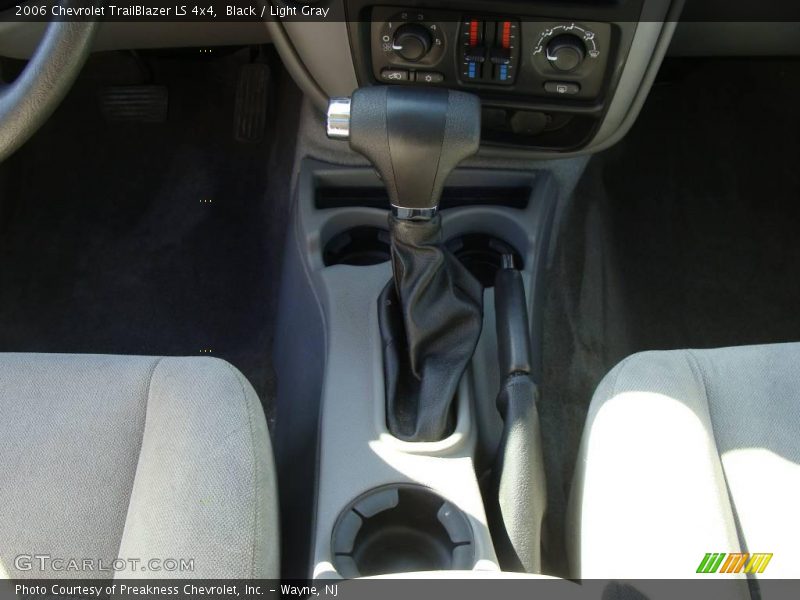 Black / Light Gray 2006 Chevrolet TrailBlazer LS 4x4