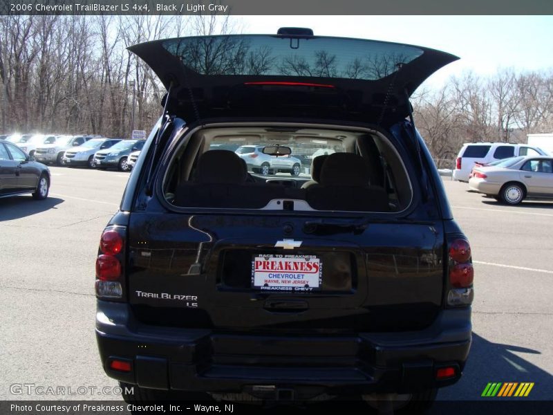 Black / Light Gray 2006 Chevrolet TrailBlazer LS 4x4