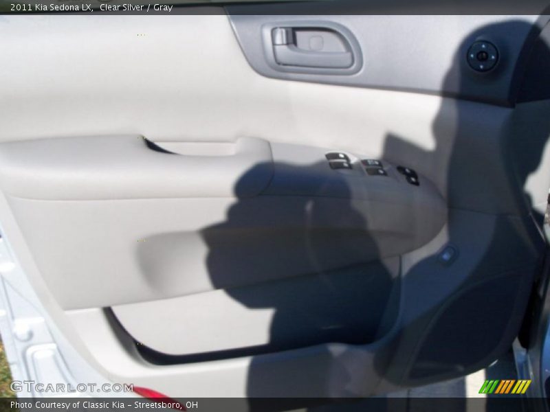 Clear Silver / Gray 2011 Kia Sedona LX