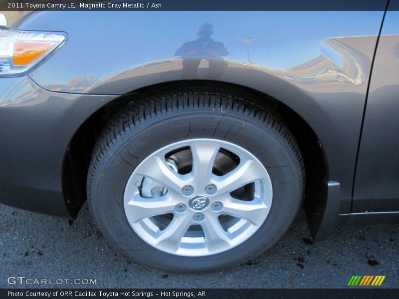 Magnetic Gray Metallic / Ash 2011 Toyota Camry LE