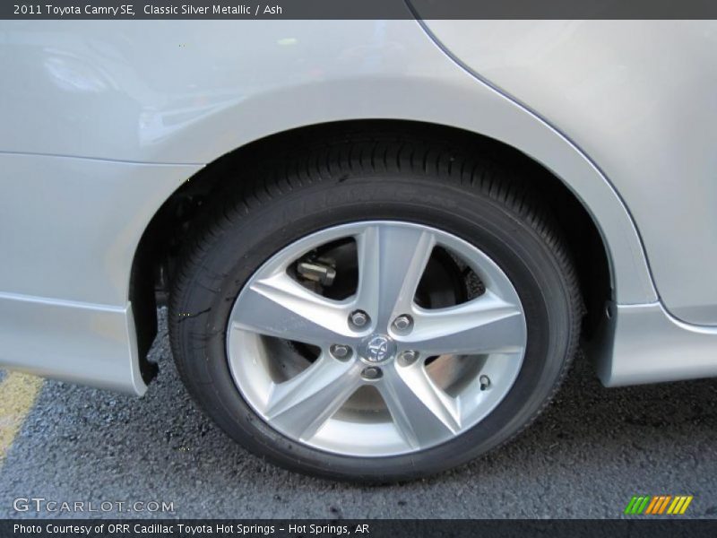 Classic Silver Metallic / Ash 2011 Toyota Camry SE