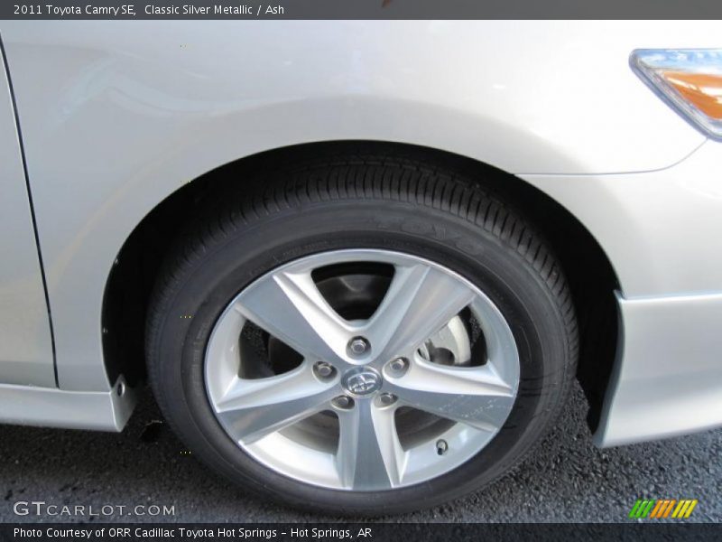 Classic Silver Metallic / Ash 2011 Toyota Camry SE