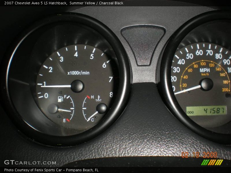 Summer Yellow / Charcoal Black 2007 Chevrolet Aveo 5 LS Hatchback