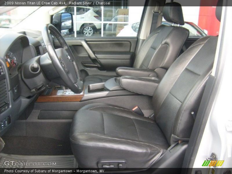 Radiant Silver / Charcoal 2009 Nissan Titan LE Crew Cab 4x4