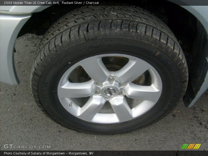 Radiant Silver / Charcoal 2009 Nissan Titan LE Crew Cab 4x4