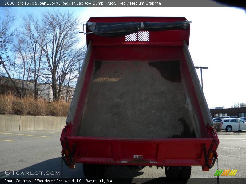 Red / Medium Graphite 2000 Ford F550 Super Duty XL Regular Cab 4x4 Dump Truck