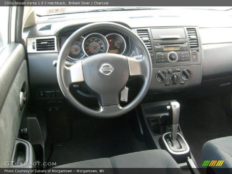 Brillant Silver / Charcoal 2009 Nissan Versa 1.8 S Hatchback