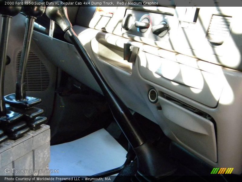 Red / Medium Graphite 2000 Ford F550 Super Duty XL Regular Cab 4x4 Dump Truck