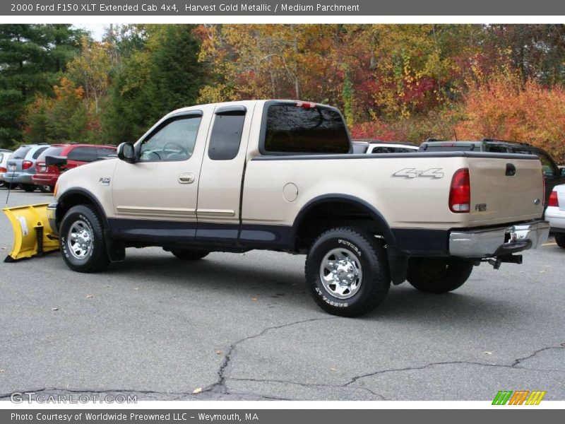 Harvest Gold Metallic / Medium Parchment 2000 Ford F150 XLT Extended Cab 4x4