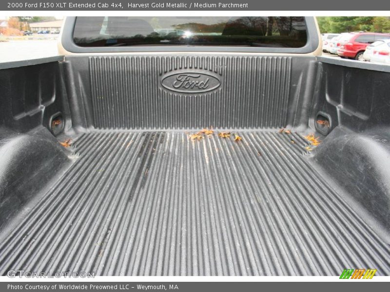 Harvest Gold Metallic / Medium Parchment 2000 Ford F150 XLT Extended Cab 4x4