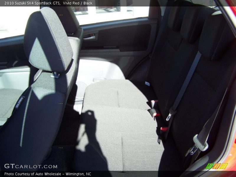 Vivid Red / Black 2010 Suzuki SX4 SportBack GTS