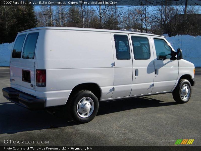 Oxford White / Medium Flint Grey 2007 Ford E Series Van E150 Commercial