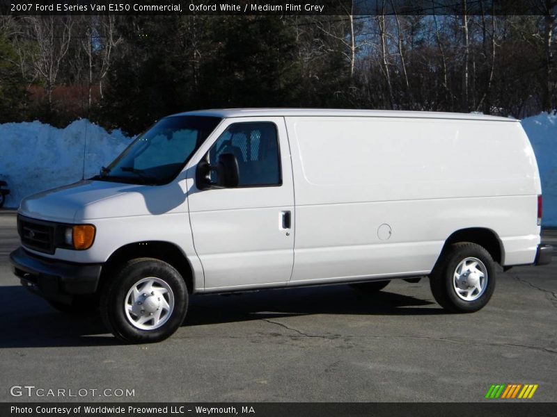 Oxford White / Medium Flint Grey 2007 Ford E Series Van E150 Commercial