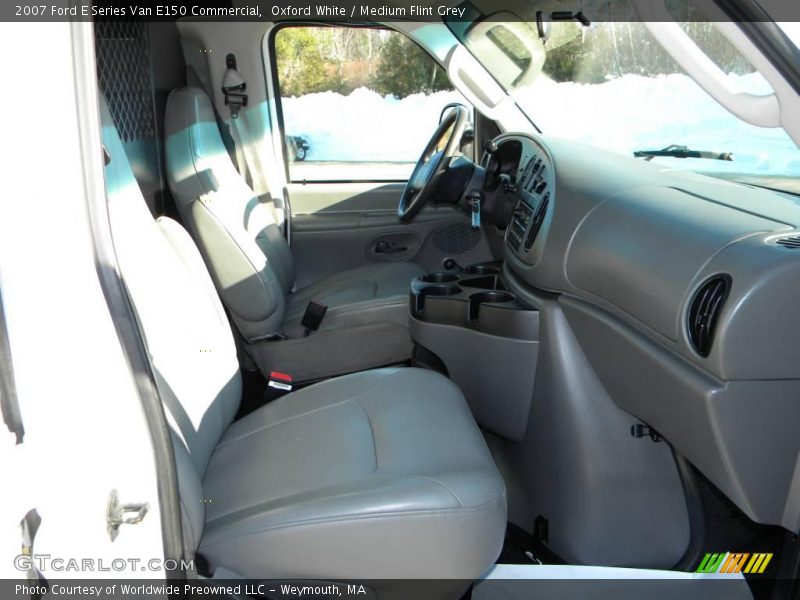 Oxford White / Medium Flint Grey 2007 Ford E Series Van E150 Commercial