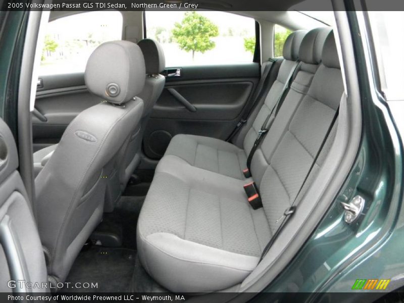  2005 Passat GLS TDI Sedan Grey Interior